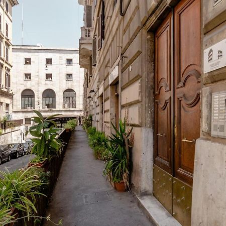 4-Bdr Apt Among Colosseum&Termini 10-People Lejlighed Rom Eksteriør billede